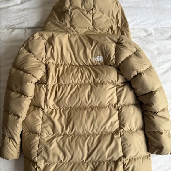 The North Face Women's Khaki Puffer Jacket - Picture 4 of 6
